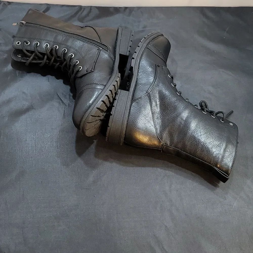 SHOELAND WOMEN"S KASEY HIGH TOP SNEAKER - Picture 10 of 16